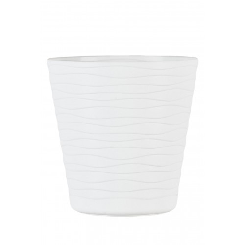 Plant pot supplier Garden Pots wholesale Plastic flower pots UK